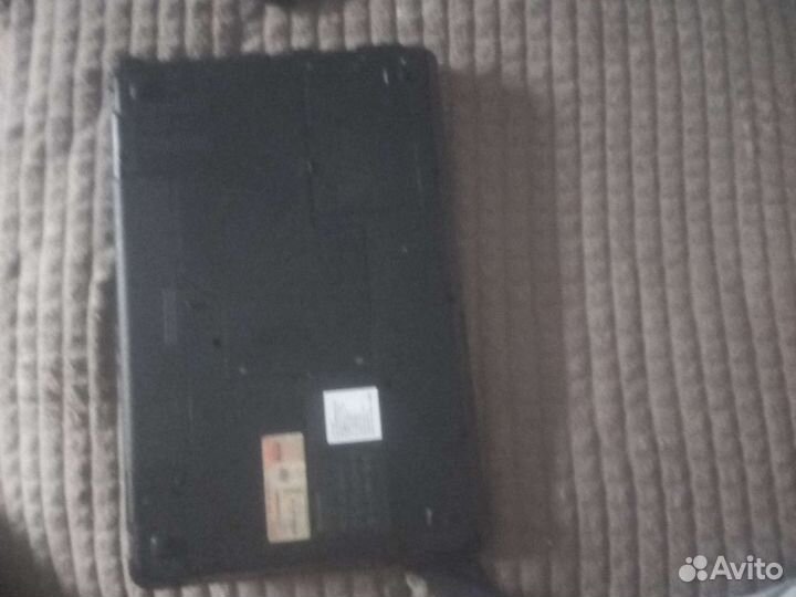 Lenovo G555