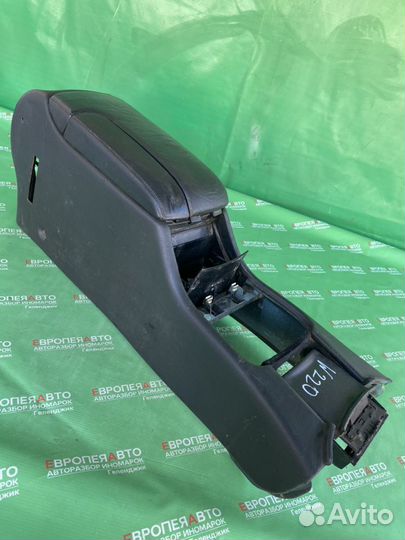 Центральная консоль-подлокотник Mercedes W220