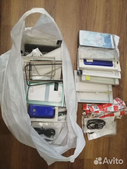 Чехлы для мобильных телефонов, наушник, подставка