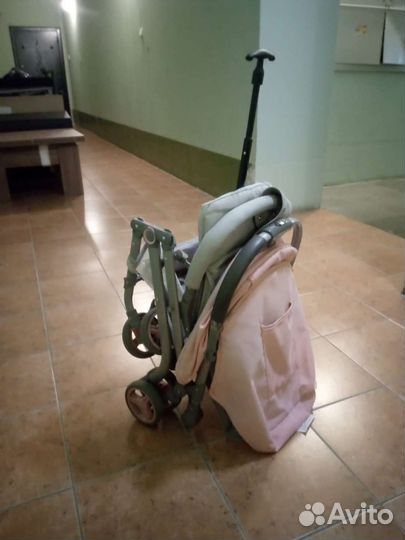 Прогулочная коляска