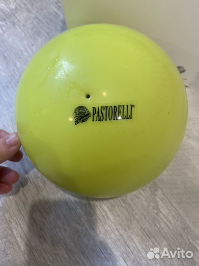 Мяч гимнастический 18