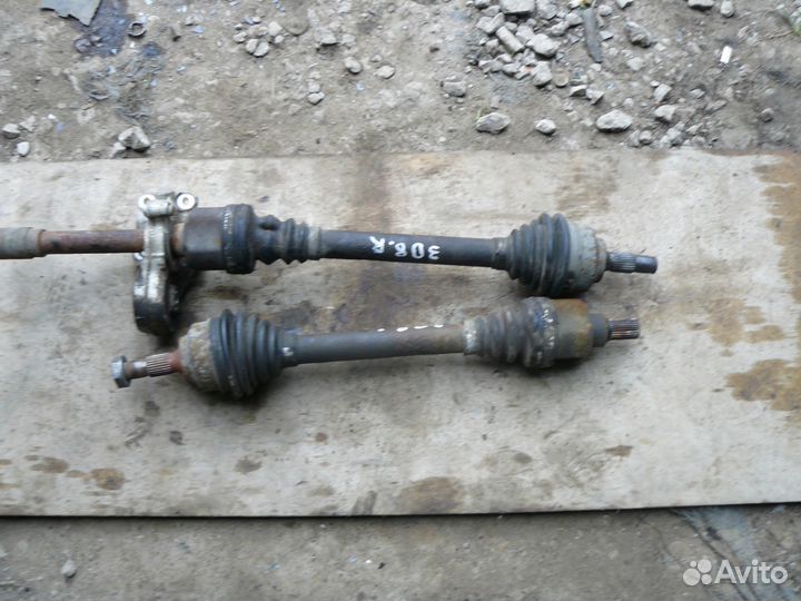 Приводной вал для Peugeot 308