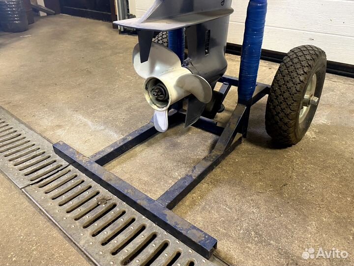 Лодочный мотор