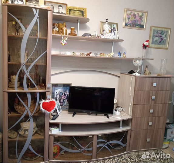 Стенка в гостиную бу