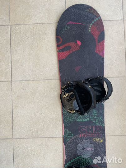 Сноуборд GNU 152 см + Крепление GNU girls M