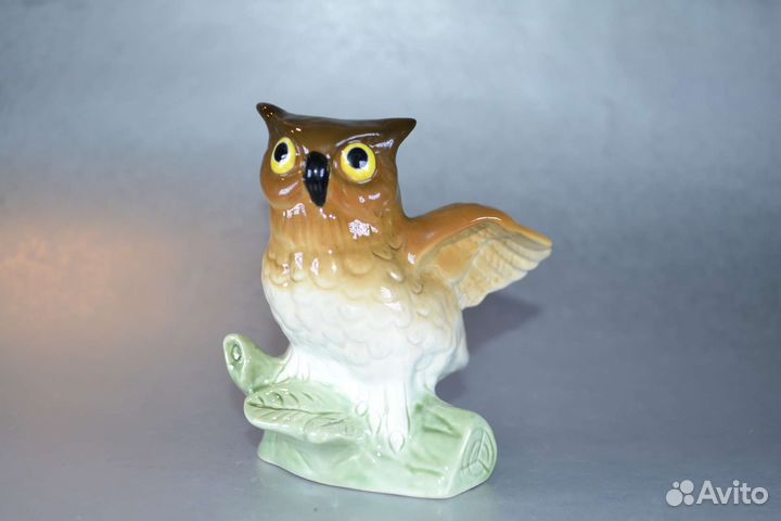 Сова фарфоровая статуэтка