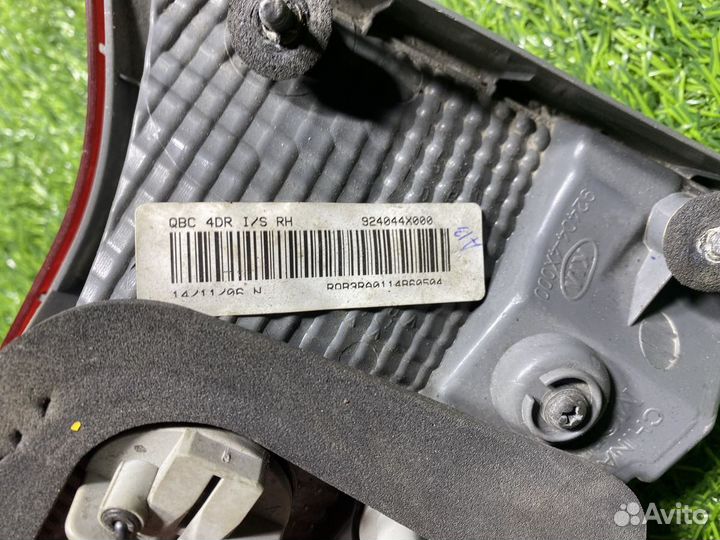 Фонарь задний правый Kia Rio 3