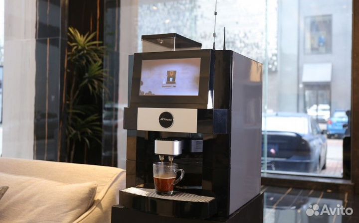 Кофейный автомат для кофейни
