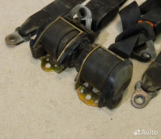 Ремень безопасности передний VW Passat B3