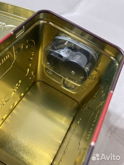 Жестяная банка из под чая с музыкальным механизмом