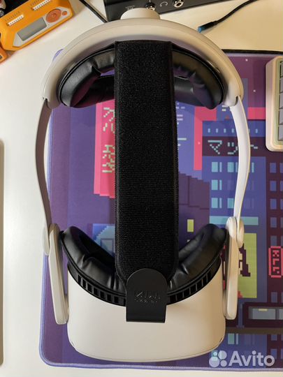 Oculus Quest 2 128GB + kiwi design аксессуары
