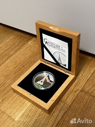 Монета 5 долларов Республика Палау