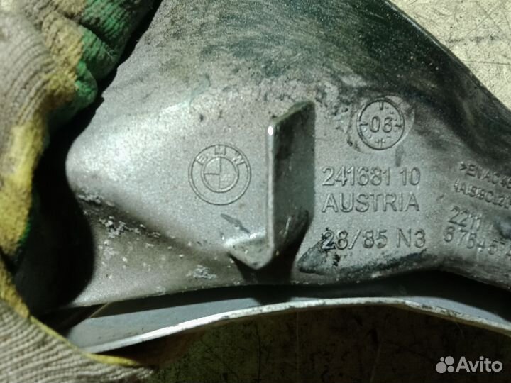 Кронштейн двигателя BMW 3 E90/E91/E92/E93 E90