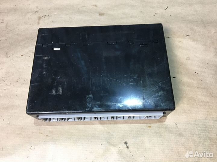 Блок всм Chevrolet Tahoe III 06-14