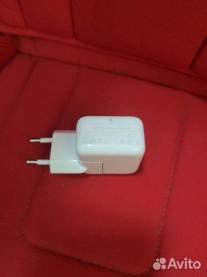 Сетевое зарядное устройство Apple MGN03ZM/A, 12 Вт