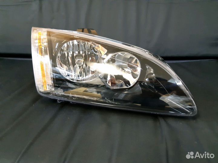 Фара черная Ford Focus 2 дорестайл