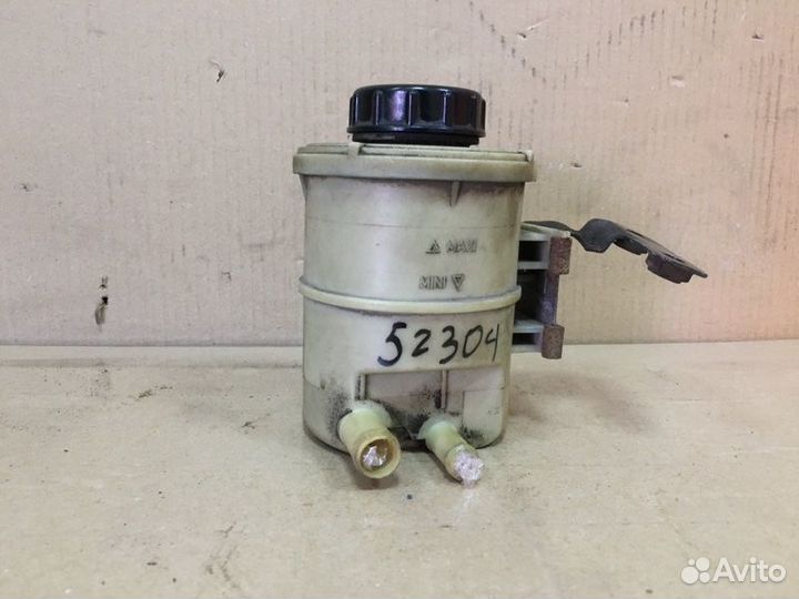 Бачок гур Renault Logan 1