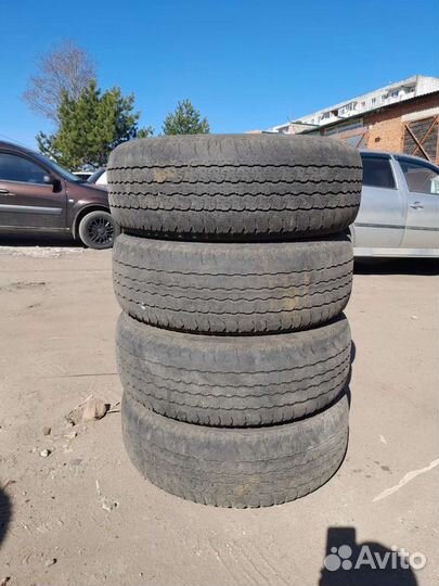 Bridgestone B-style 265/65 R17