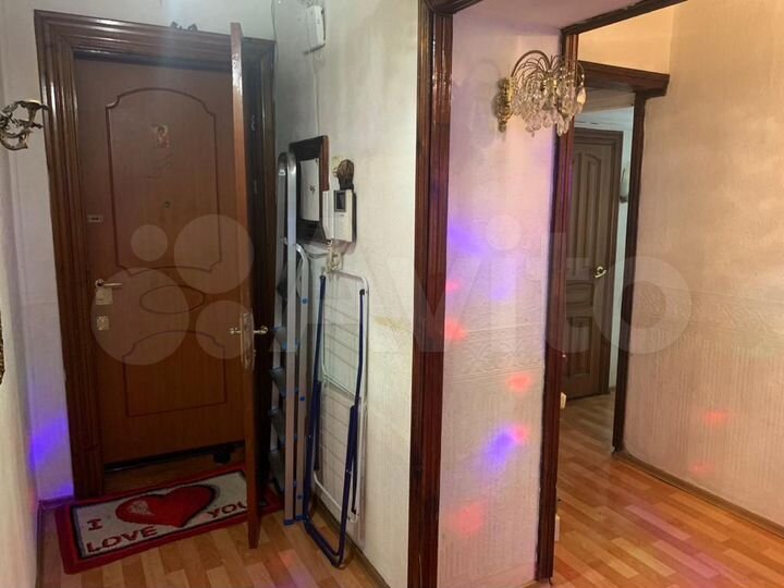 Комната 10 м² в 3-к., 1/5 эт.