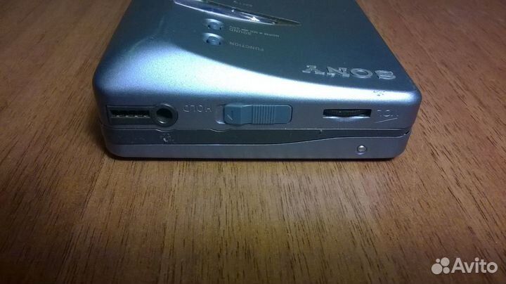 Кассетные плееры Sony Walkman, Casio, Olympus