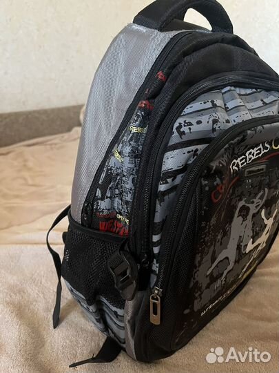 Рюкзак школьный