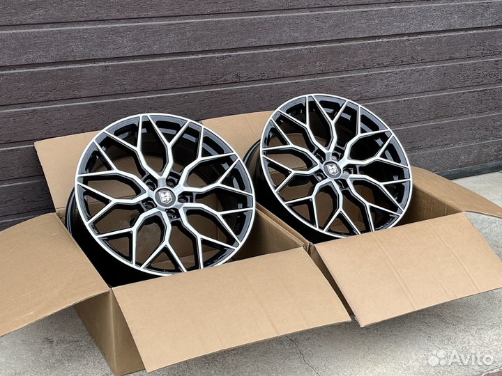 Диски R19 Vossen HF2 8,5J 5-114,3 B-P