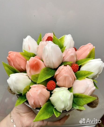 Тюльпаны к 8 марта