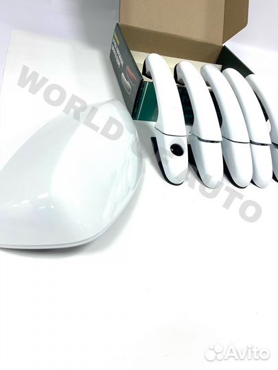 Комплект ручек и накладки зеркал Нива Тревел