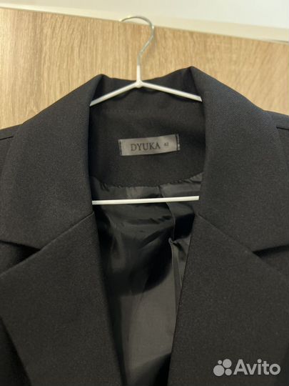 Пиджак женский черный 42 новый