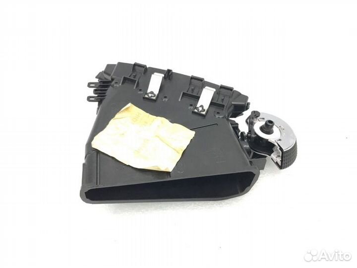 Дефлектор воздушный правый Ford Focus 1.6L duratec