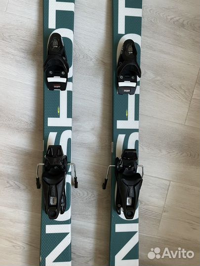 Горные лыжи Elan Slingshot