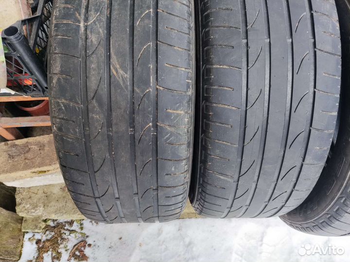 Bridgestone Dueler H/P 235/55 R17