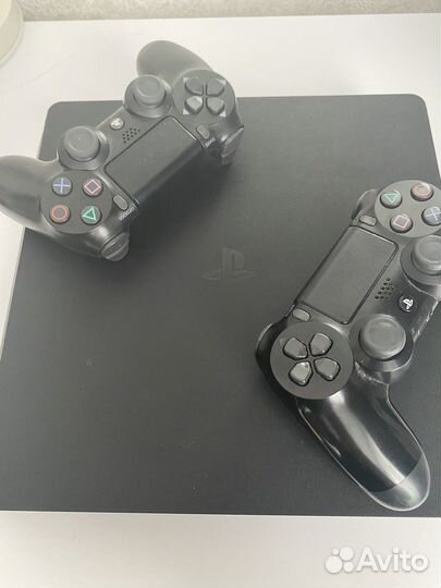 Sony playstation 4 slim
