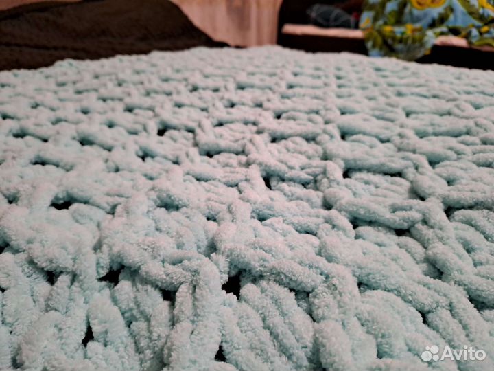 Плед из ализе пуффи