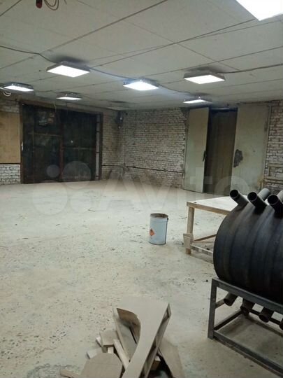 Производство, 200 м²