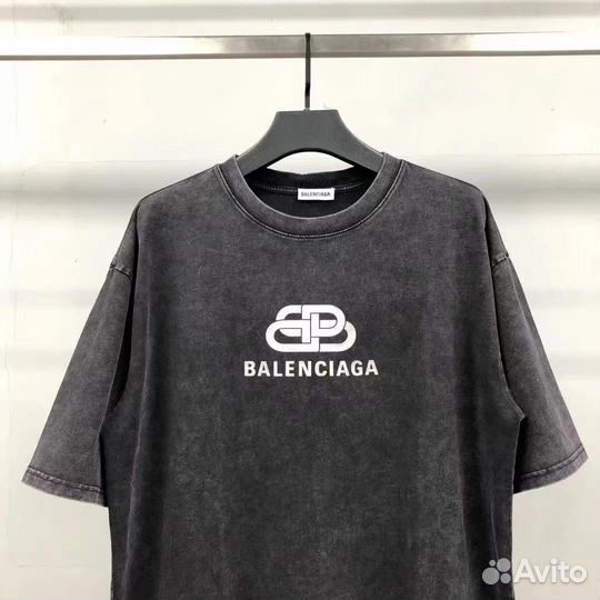 Вареная футболка balenciaga