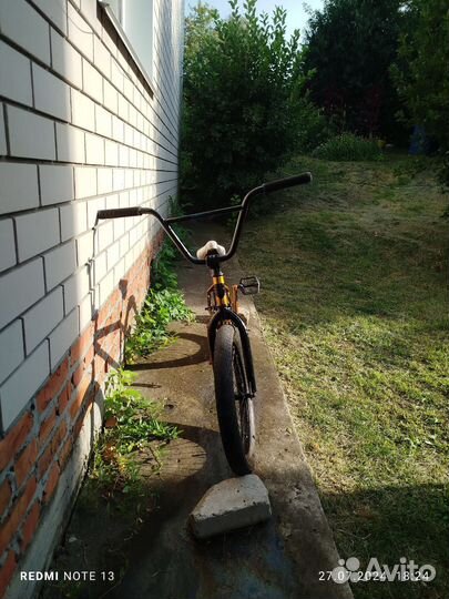 Трюковой велосипед BMX