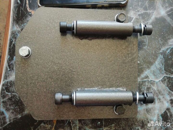 Кронштейн компрессора форд дв 2.2