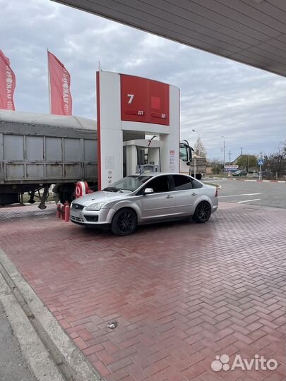 Ford Focus 1.8 МТ, 2007, 330 500 км