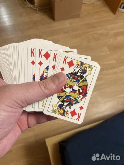 Колода карт с одинаковыми картами