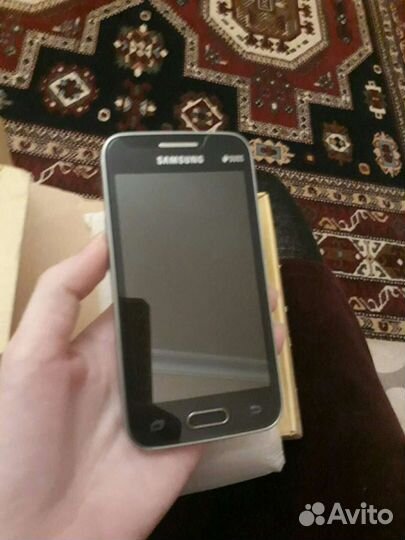 Samsung SM-G 318