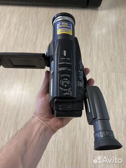 Видеокамера JVC 700x
