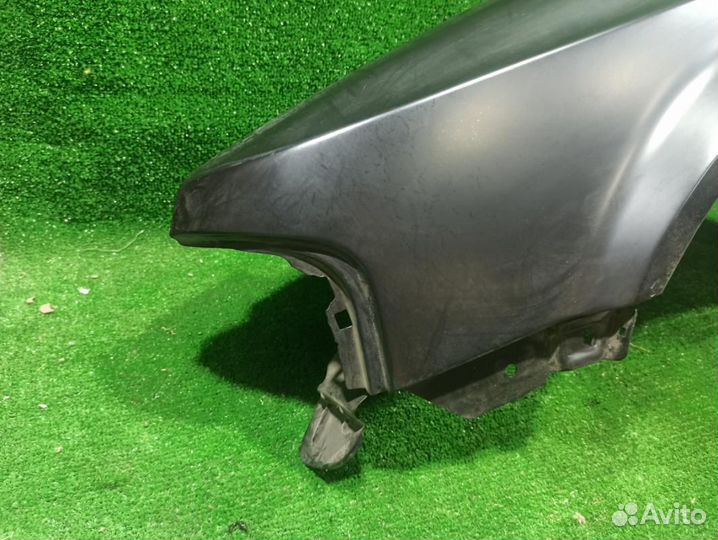Крыло Escort (86-90) L Б\У (арт. 1644414)