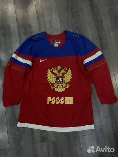 Хоккейный свитер