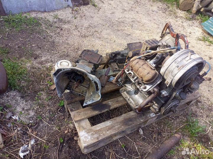 Двигатель и коробка на запорожец