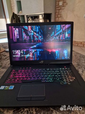 Игровой ноутбук Asus ROG Strix Scar Edition