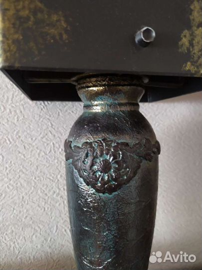 Настольная лампа, на камин, на тумбу