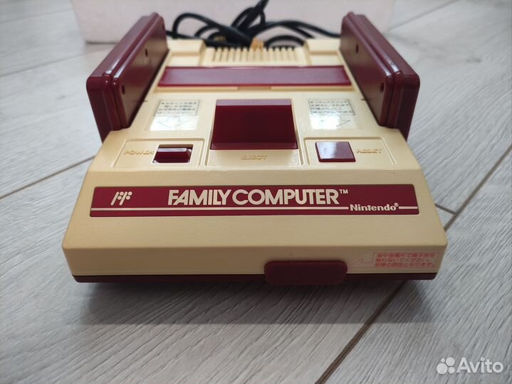 Nintendo Famicom