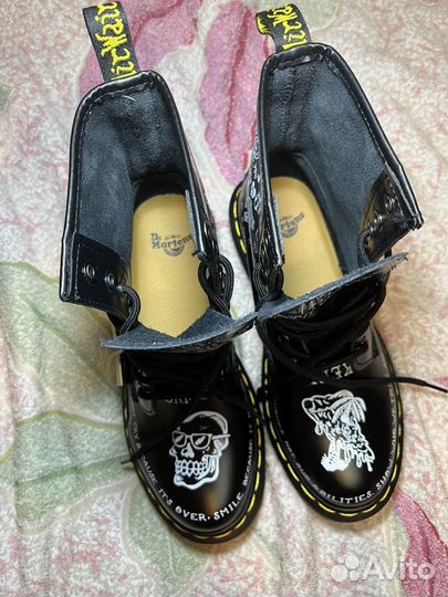 Dr Martens 1460 Scribble