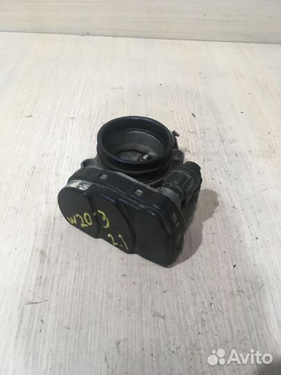 Заслонка дросельная Мерседес W203 М111 2.3